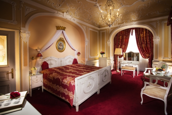 Hotel Bristol